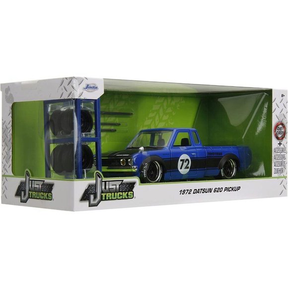 Jada Just Trucks 1:24 2007 Jeep Wrangler Die-Cast Model - Grey/Primer Black With Tire Rack